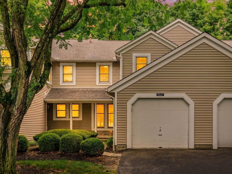 5841 Elmbridge Lane , Unit 27-4, Dublin, OH 43016 Photo 6