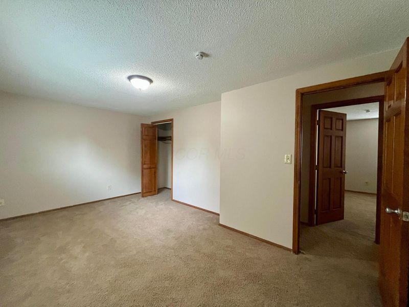 2775 Amana Court , Columbus, OH 43235 Photo 22