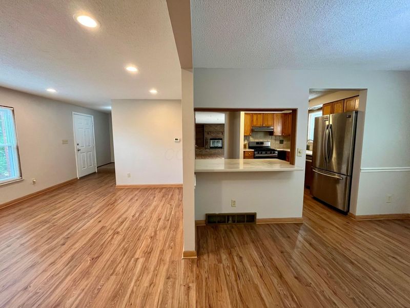 2775 Amana Court , Columbus, OH 43235 Photo 4