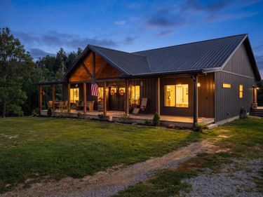 2113 Calaboose Ridge Road, Campton, KY 41301