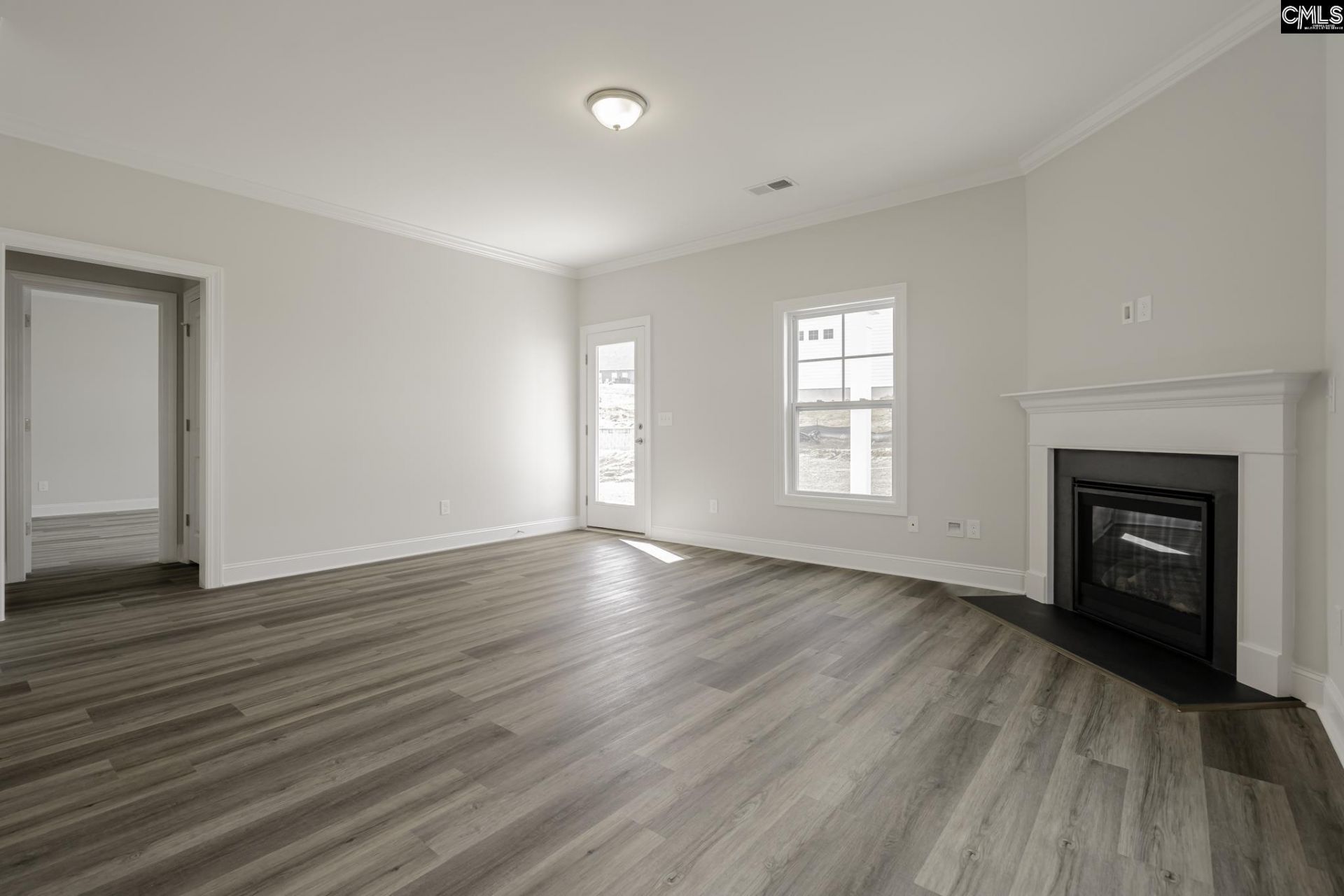 8 Sonja Way Photo 12