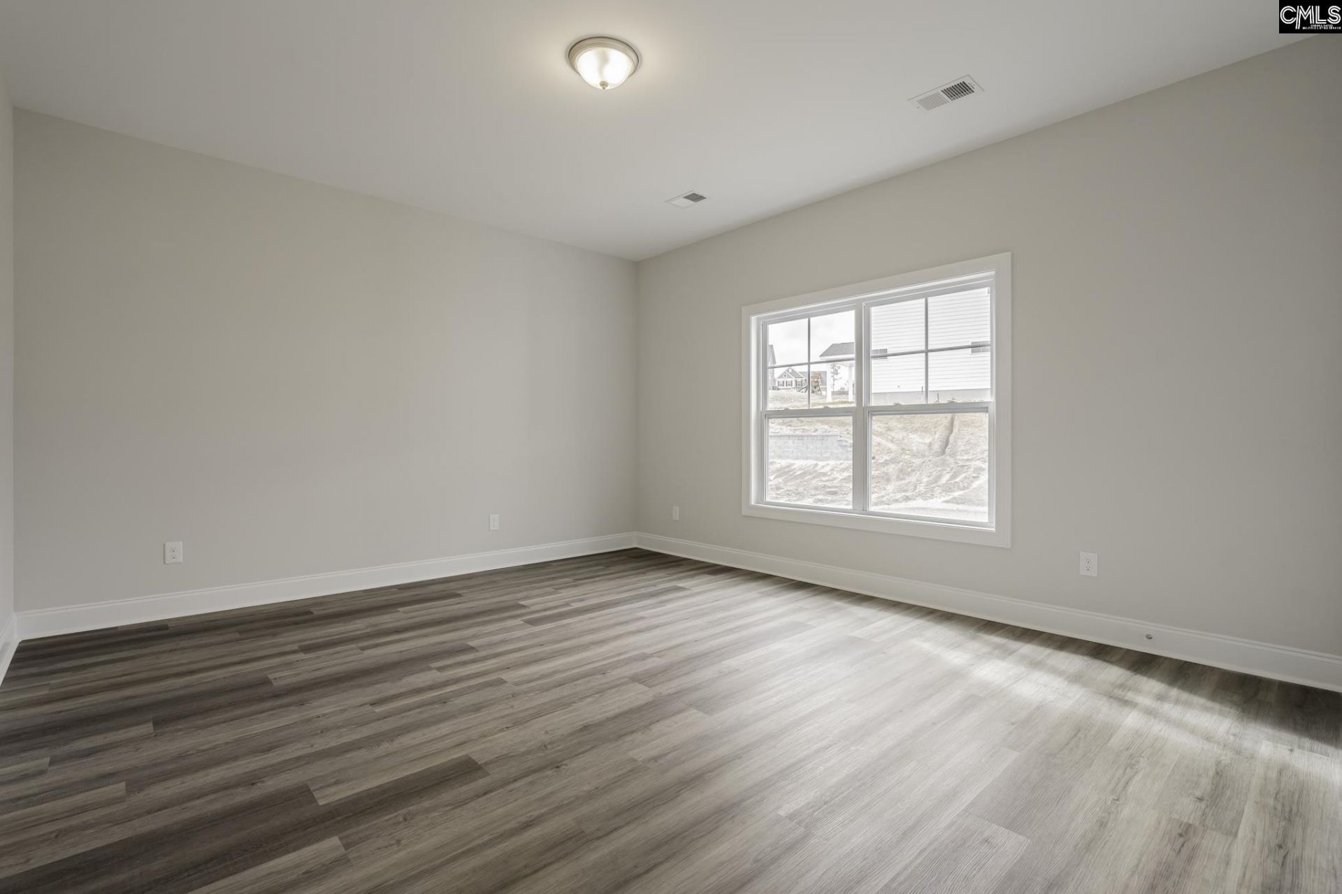8 Sonja Way Photo 16