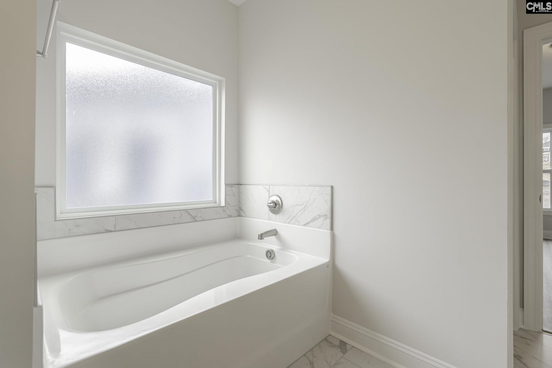 8 Sonja Way Photo 23