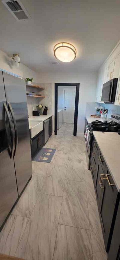 1129 Dickson Avenue Photo 18