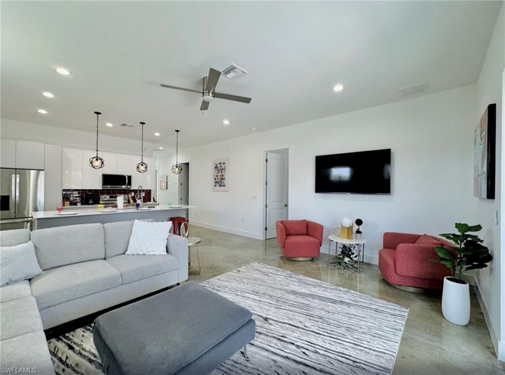 2479 Shadowlawn Dr , Naples, FL 34112 Photo