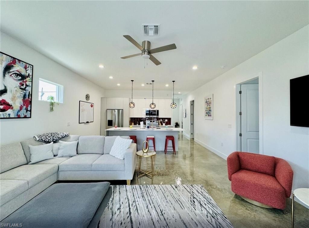 2479 Shadowlawn Dr , Naples, FL 34112 Photo