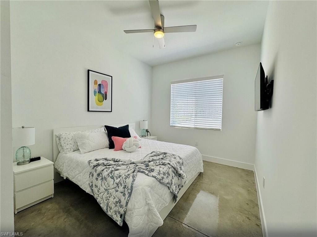 2479 Shadowlawn Dr , Naples, FL 34112 Photo