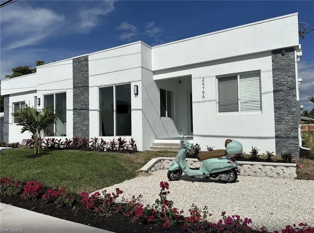 2479 Shadowlawn Dr , Naples, FL 34112 Photo