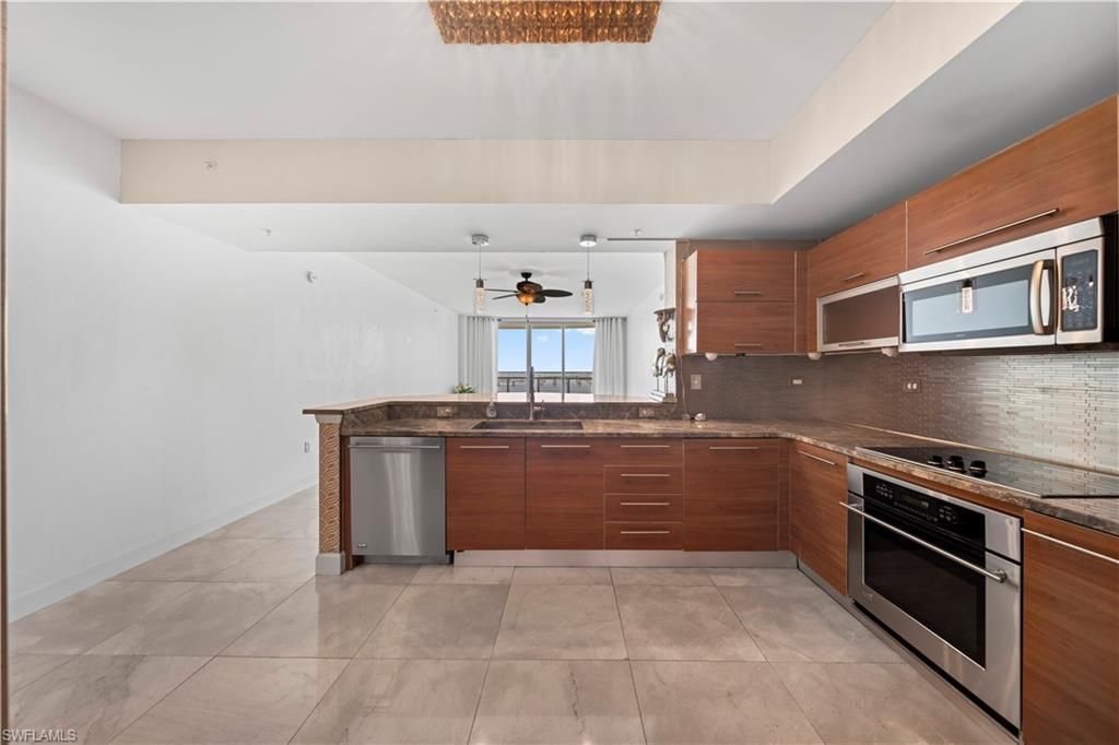 3000 Oasis Grand Blvd , Unit 1407, Fort Myers, FL 33916 Photo