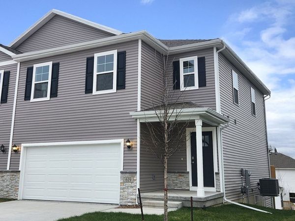 731 Magnolia Way , Tiffin, IA 52340