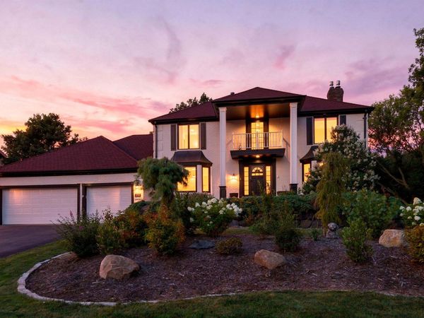 9348 Olympia Drive, Eden Prairie, MN 55347