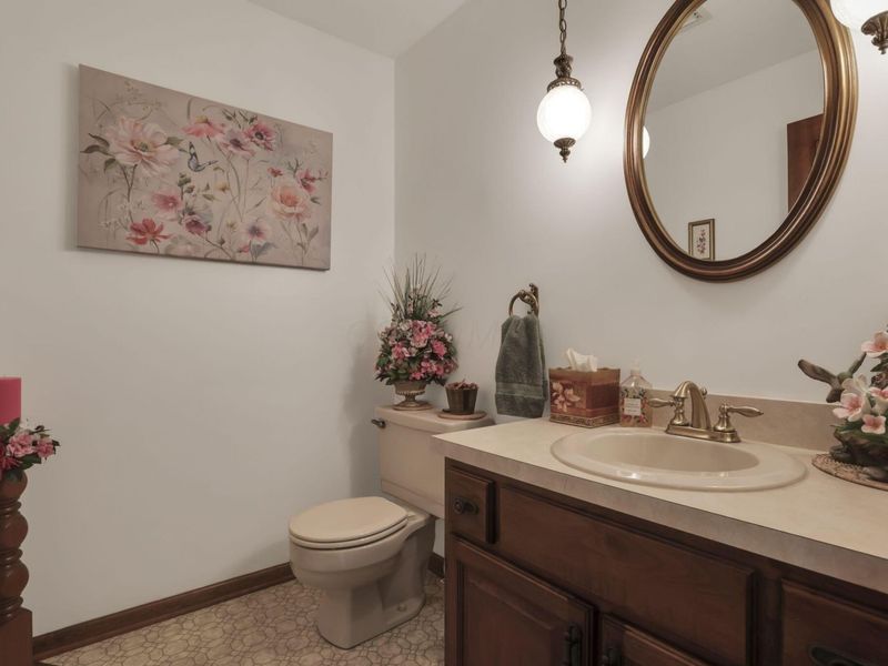 689 Howell Drive, Newark, OH 43055 Photo 14