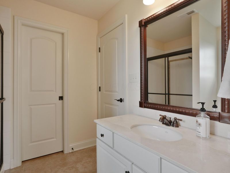 2182 Woodland Hall Drive, Powell, OH 43065 Photo 35