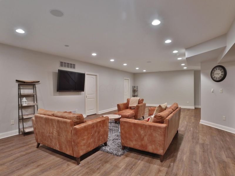 2182 Woodland Hall Drive, Powell, OH 43065 Photo 57