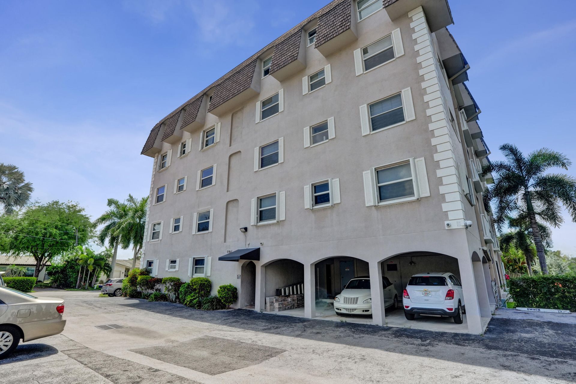 5911 NE 14th Lane, Unit 201S, Fort Lauderdale, FL 33334 Photo