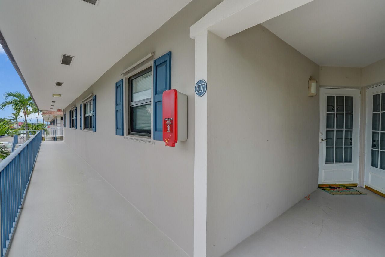 755 Saturn Street, Unit H207, Jupiter, FL 33477 Photo