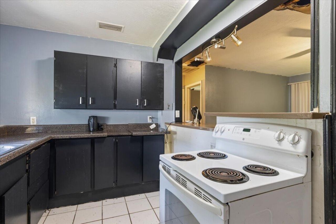 7902 Hamilton Avenue, Fort Pierce, FL 34951 Photo