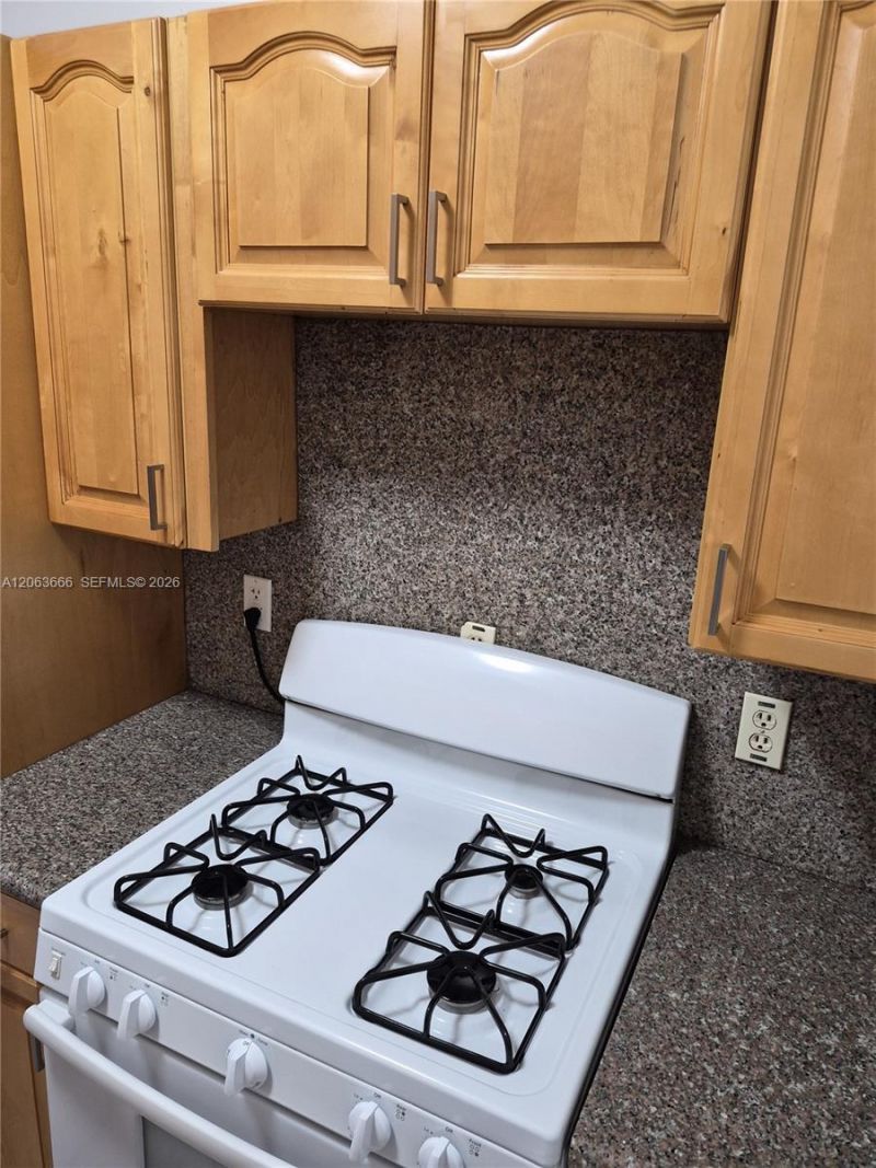 344 Meridian Ave , Unit 4B, Miami Beach, FL 33139 Photo