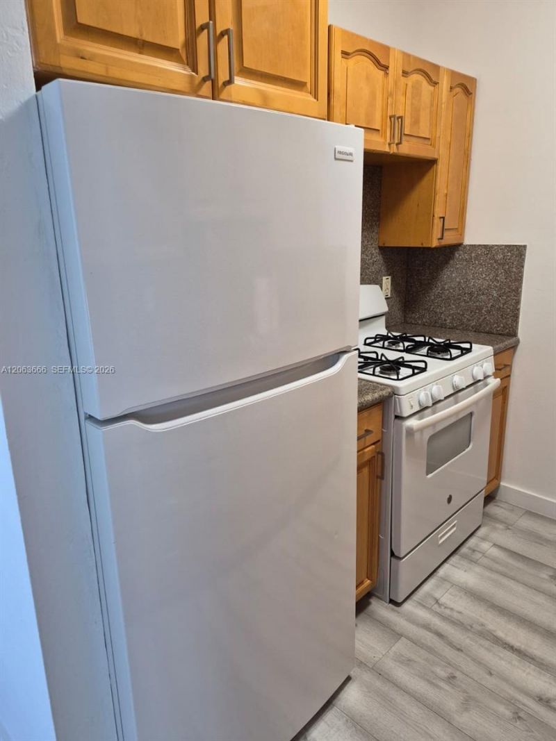 344 Meridian Ave , Unit 4B, Miami Beach, FL 33139 Photo