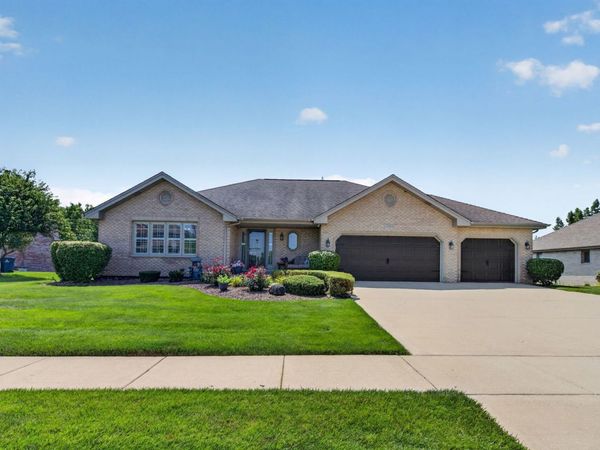 16000 Ridgewood Drive , Homer Glen, IL 60491
