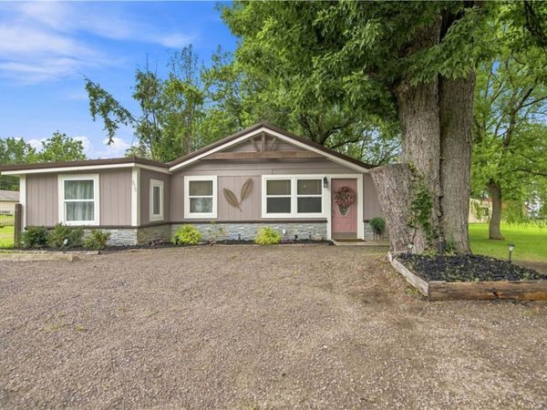 930 Sunset Beach Road , Waterport, NY 14571