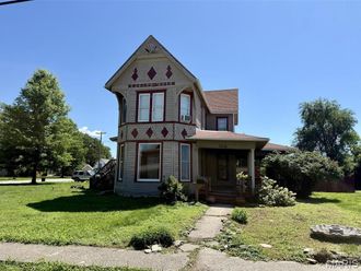 219 N Main Cross Street Bowling Green, MO 63334