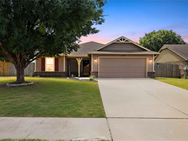 11716 E 109th Street N, Owasso, OK 74055