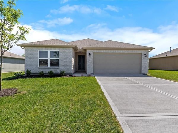 37990 W 207th Terrace, Edgerton, KS 66021