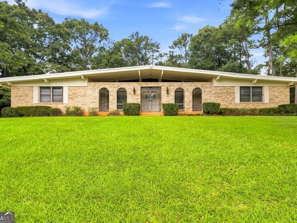 103 Club Court, Stockbridge, GA 30281