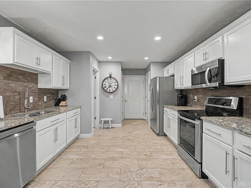 6789 Sun Ridge Way, Waynesville, OH 45068 Photo 11