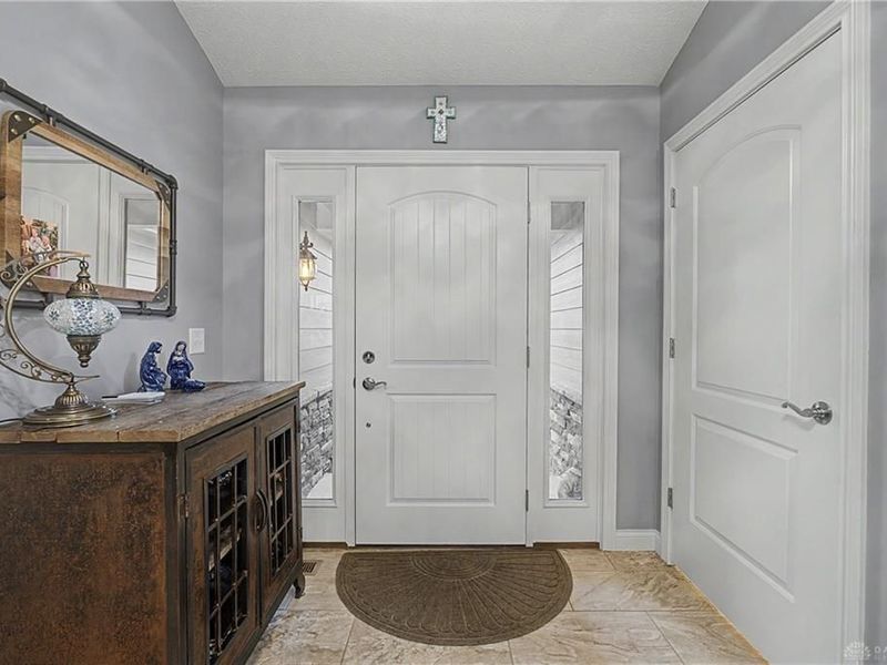 6789 Sun Ridge Way, Waynesville, OH 45068 Photo 3