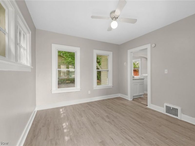 3392 W 91st Street, Cleveland, OH 44102 Photo 11