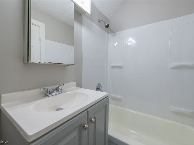 3392 W 91st Street, Cleveland, OH 44102 Photo 32