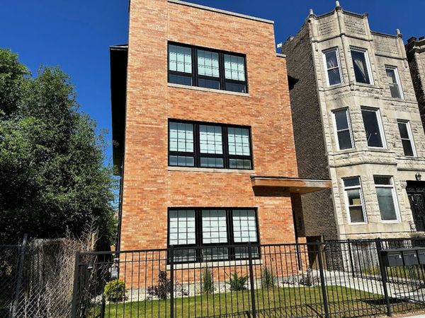 4420 S Prairie Avenue , Unit 1, Chicago, IL 60653