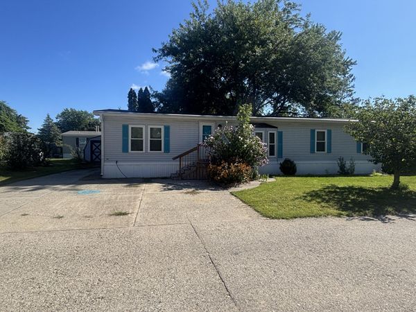 14288 Winters Creek W, West Olive, MI 49460