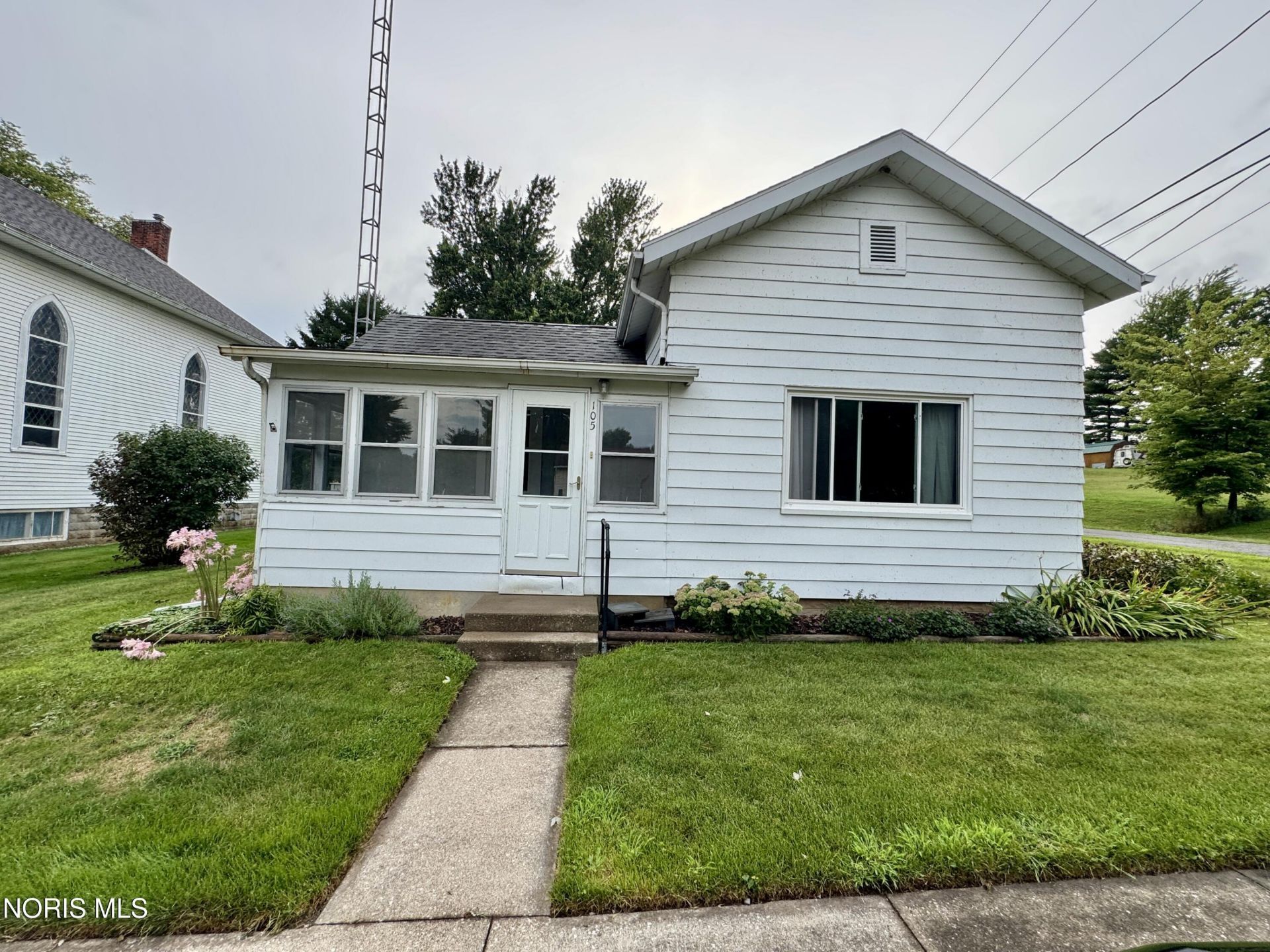 105 Market Street, Napoleon, OH 43545 Main Photo