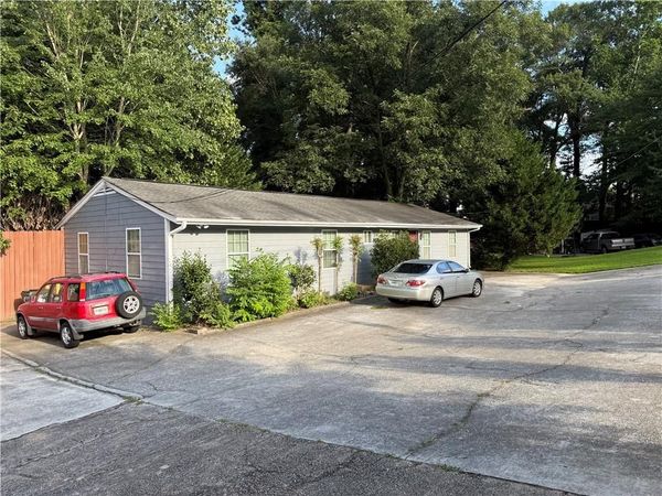 3139 Shallowford Road NE, Atlanta, GA 30341