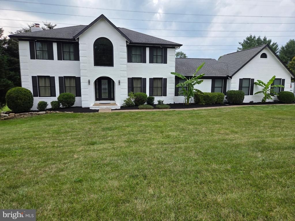 4 CELEBRIE COURT , KINGSVILLE, MD 21087