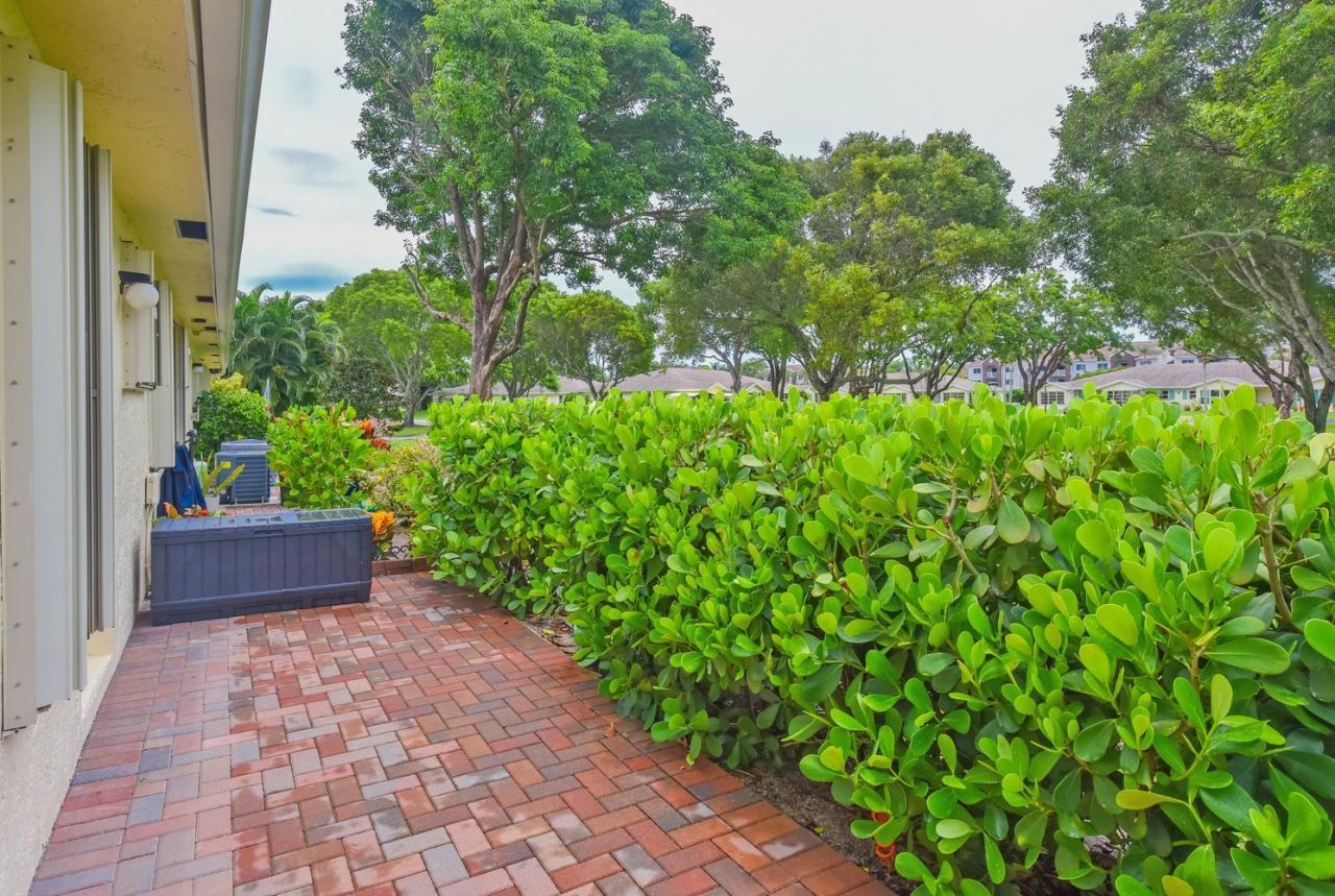 5157 Lakefront Boulevard, Unit D, Delray Beach, FL 33484 Photo
