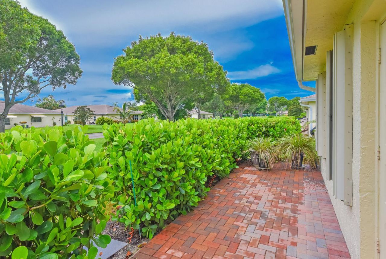 5157 Lakefront Boulevard, Unit D, Delray Beach, FL 33484 Photo