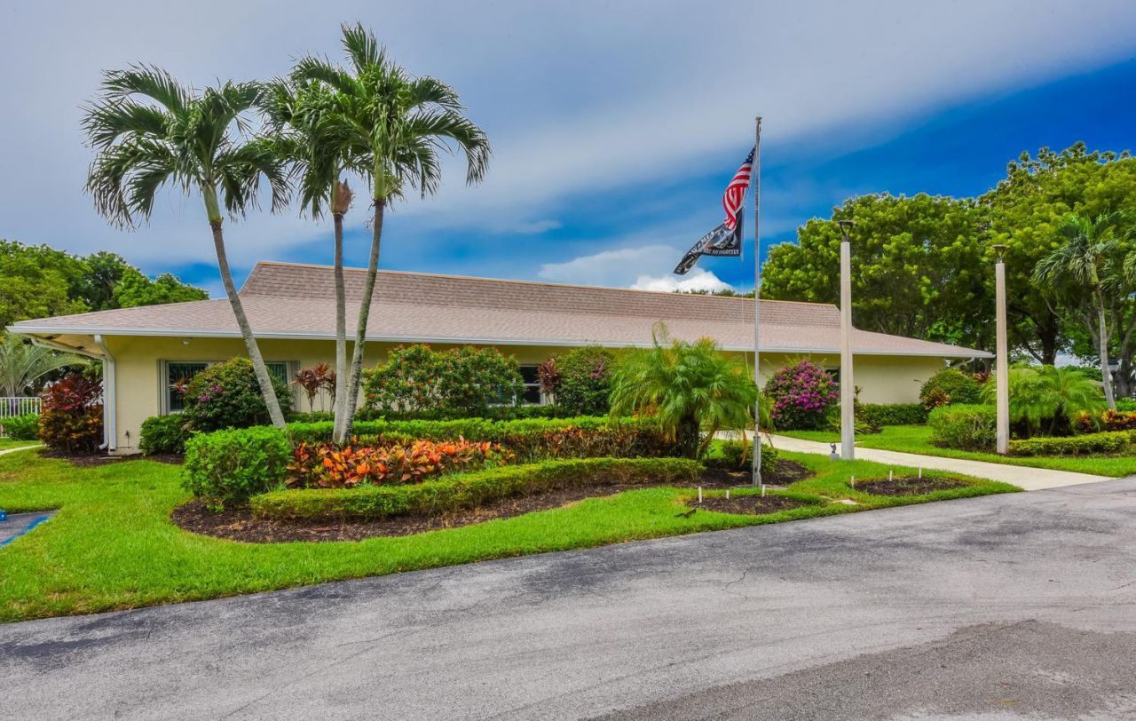 5157 Lakefront Boulevard, Unit D, Delray Beach, FL 33484 Photo