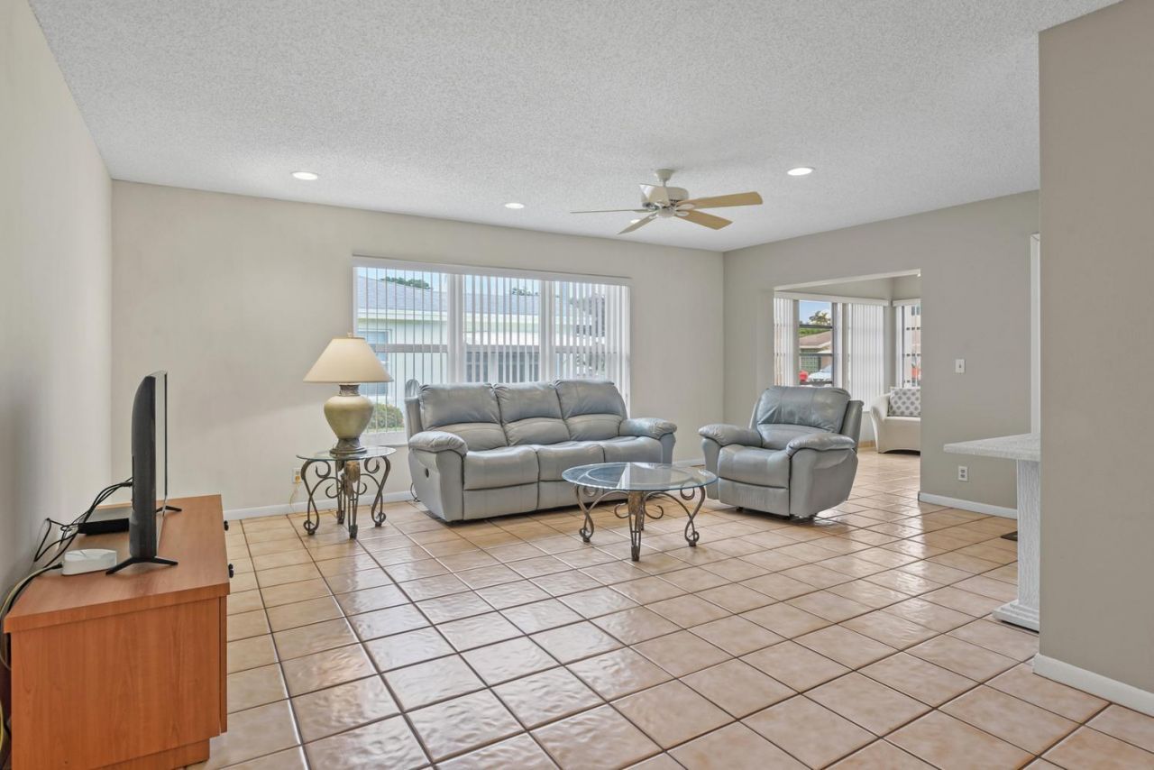 5157 Lakefront Boulevard, Unit D, Delray Beach, FL 33484 Photo
