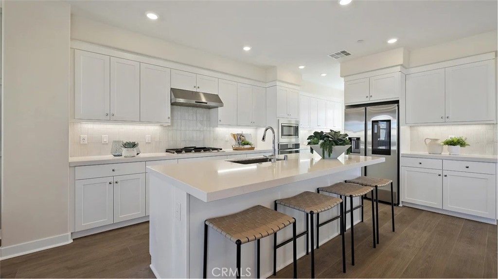 26881 Rugged Ridge Lane, Valencia, CA 91381 Main Photo