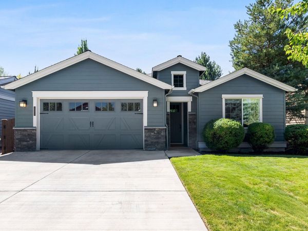 20819 Tamar Lane, Bend, OR 97702