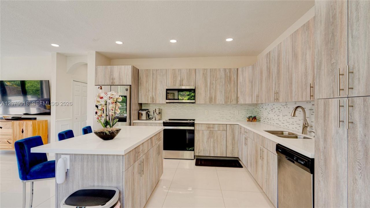 Please Call For Address, Miami, FL 33187 Photo