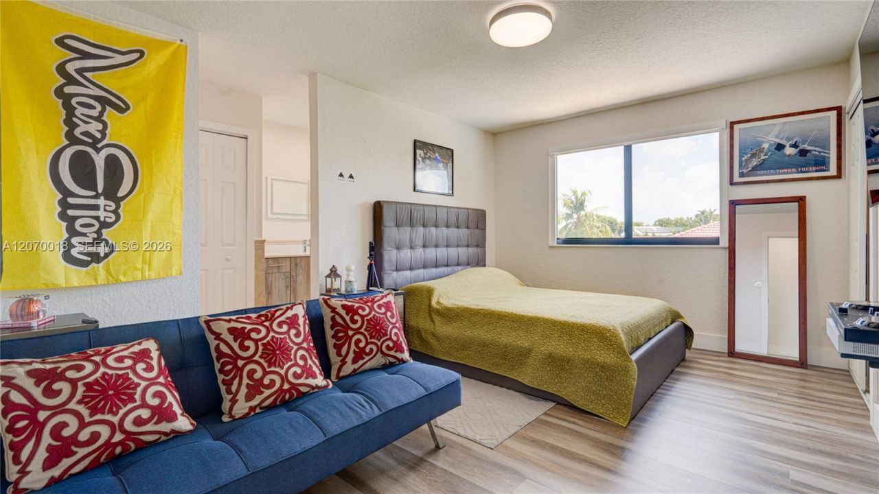 Please Call For Address, Miami, FL 33187 Photo
