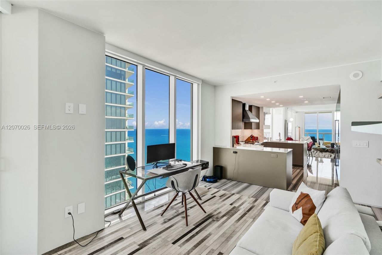 17875 Collins Ave , Unit 3101, Sunny Isles Beach, FL 33160 Photo