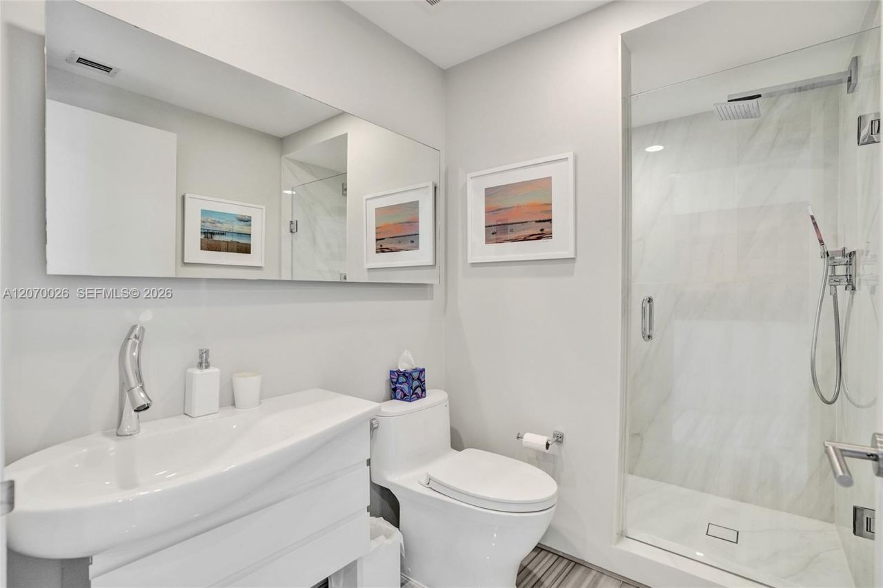 17875 Collins Ave , Unit 3101, Sunny Isles Beach, FL 33160 Photo
