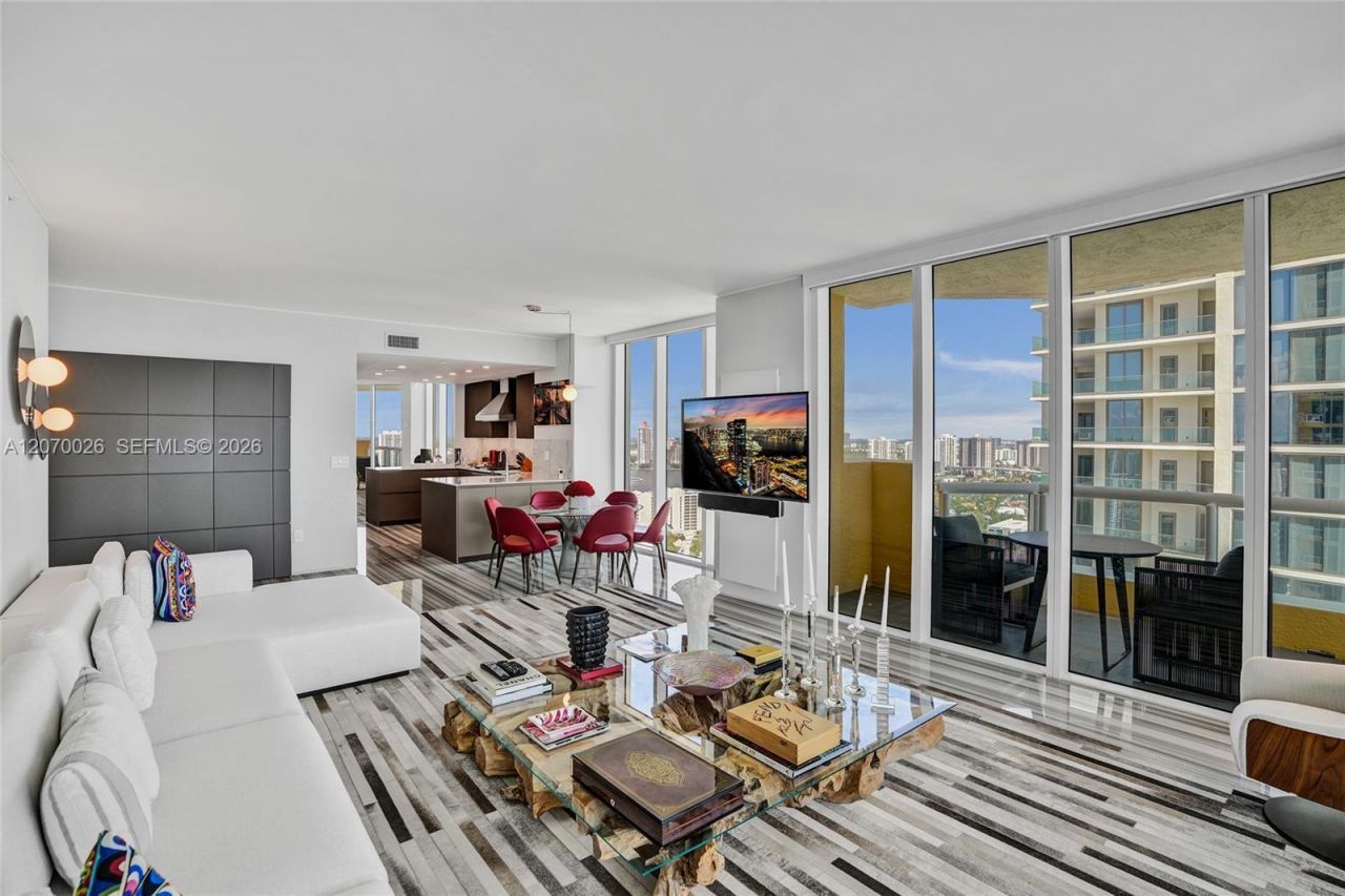 17875 Collins Ave , Unit 3101, Sunny Isles Beach, FL 33160 Photo