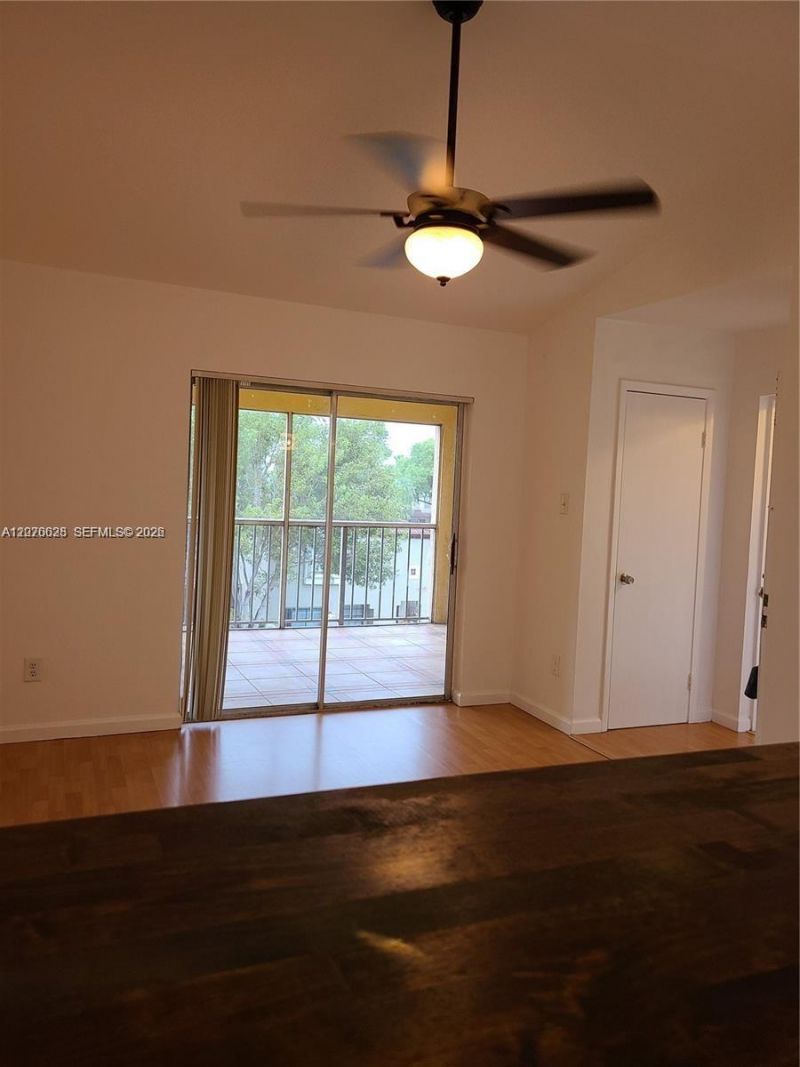 15325 SW 106th Ter , Unit 606, Miami, FL 33196 Photo